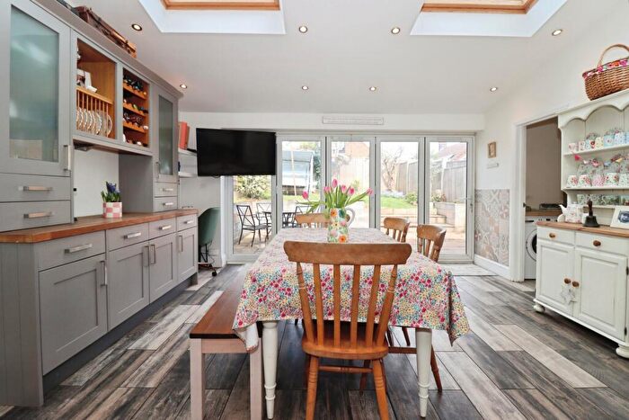 5 Bedroom Semi-Detached House For Sale In Gerrish Avenue, Staple Hill, Bristol, BS16