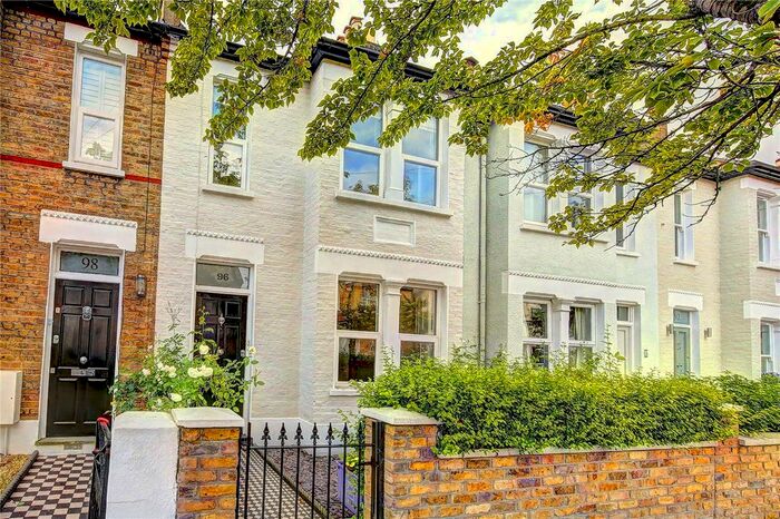 3 Bedroom Detached House To Rent In Clarence Road, Wimbledon, SW19
