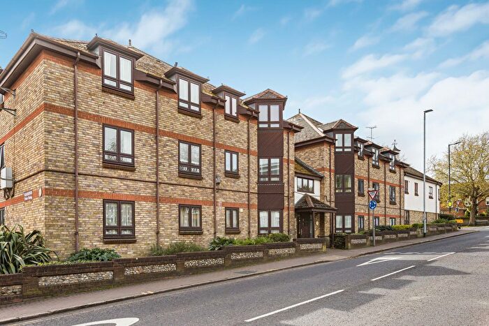 1 Bedroom Flat For Sale In Beaumonds, St Albans, AL1