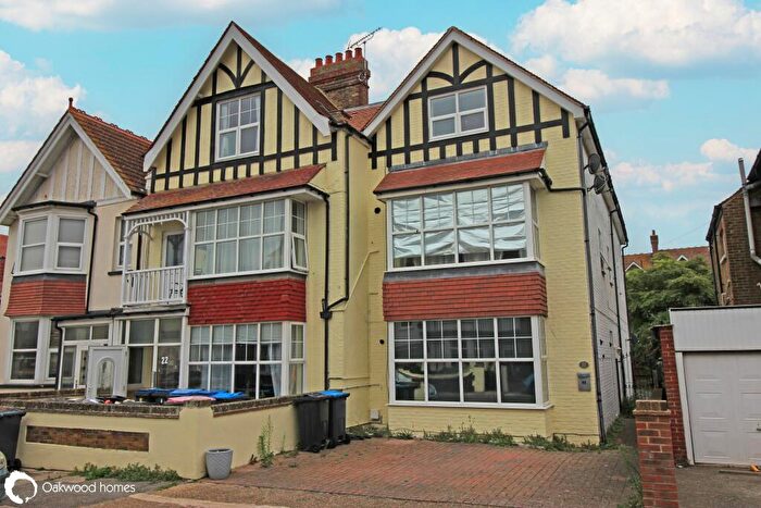 2 Bedroom Flat For Sale In Westcliff Road, Westbrook, Margate, CT9