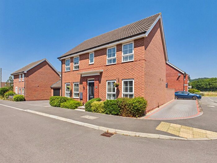 4 Bedroom Detached House For Sale In Bircher Way, Hucclecote, Gloucester, GL3