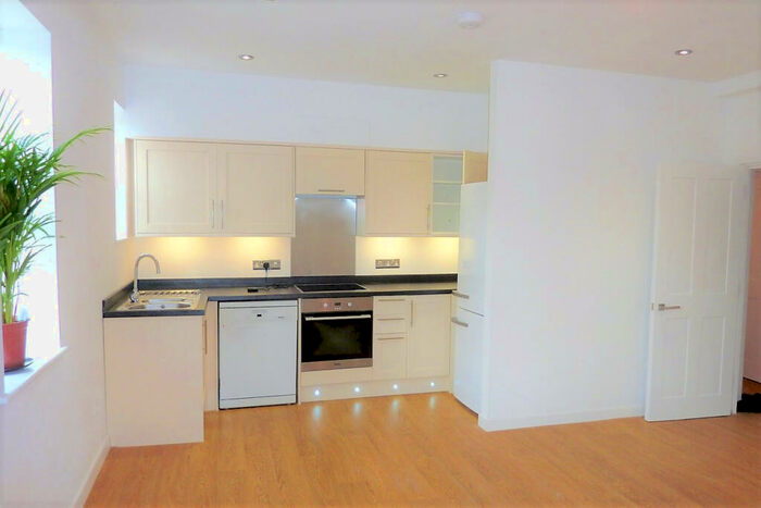 2 Bedroom Apartment To Rent In Zetland Road, Bristol, BS6