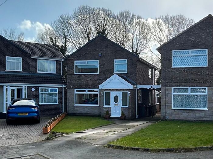 3 Bedroom Detached House For Sale In Windale, Worsley, M28