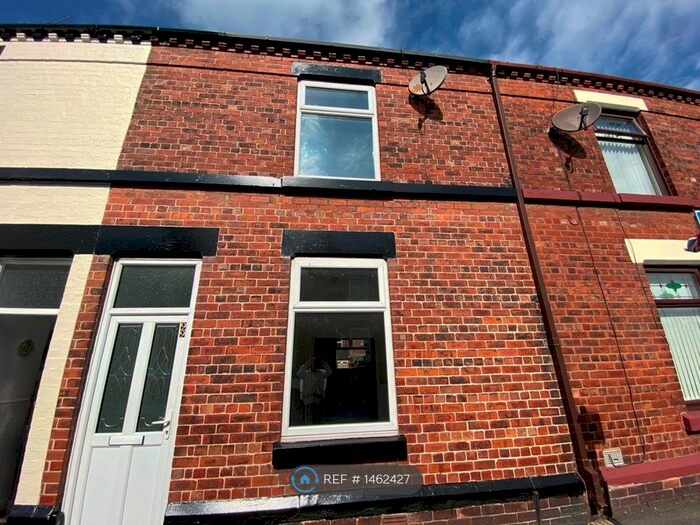 3 Bedroom Terraced House To Rent In Brynn Street, St. Helens, WA10