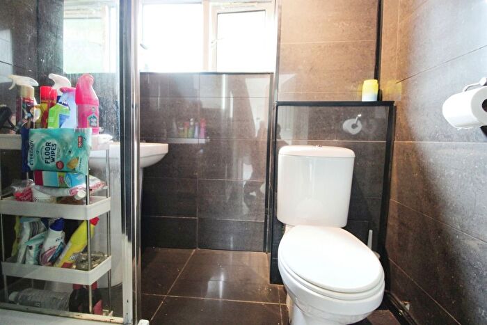1 Bedroom Flat For Sale In Pant-Y-Celyn Road, Llandough, Penarth, CF64