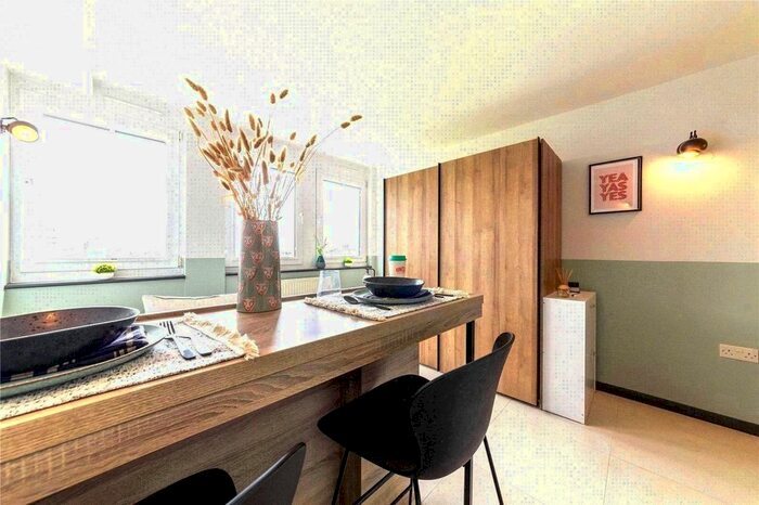 Studio To Rent In Uncle Stockwell, Courland Grove, London, SW8