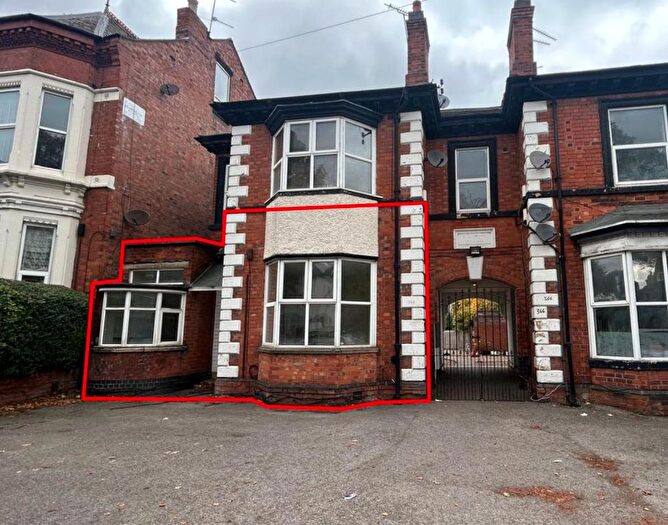 2 Bedroom Flat For Sale In Flat C, Humberstone Road, Leicester, LE5