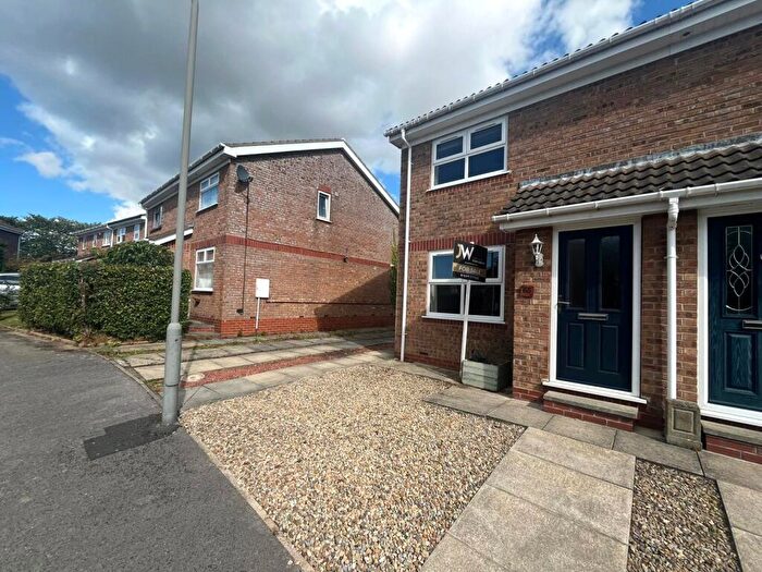 3 Bedroom Semi-Detached House For Sale In Hailstone Drive, Northallerton, North Yorkshire, England, DL6