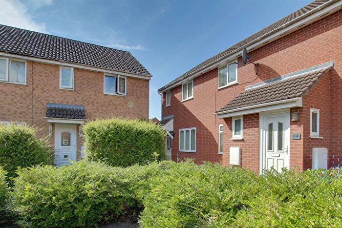 3 Bedroom End Of Terrace House To Rent In Dart Close, St. Ives, PE27