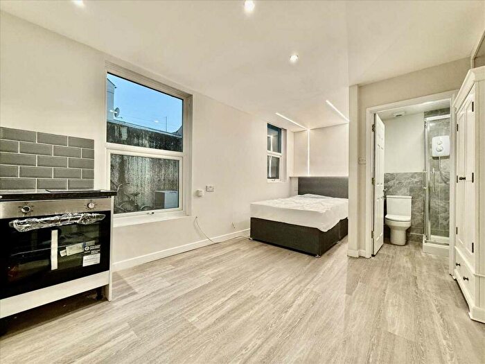 Studio To Rent In North Road West, Plymouth, PL1