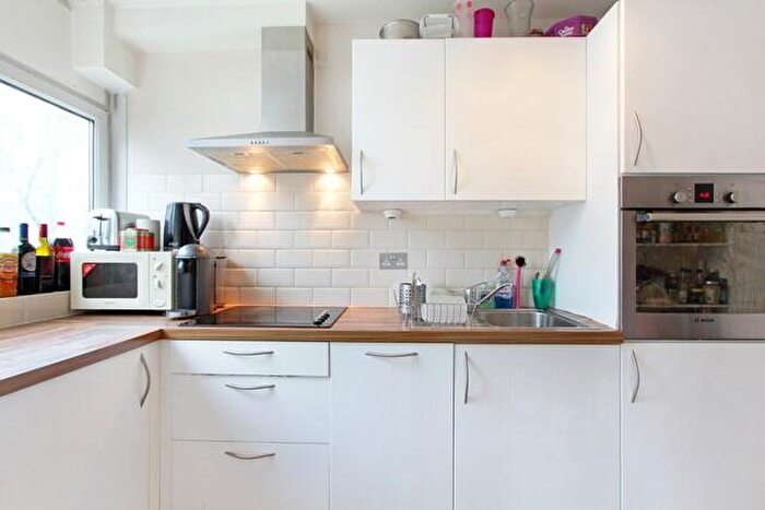 4 Bedroom Apartment To Rent In John Parker Square, SW11