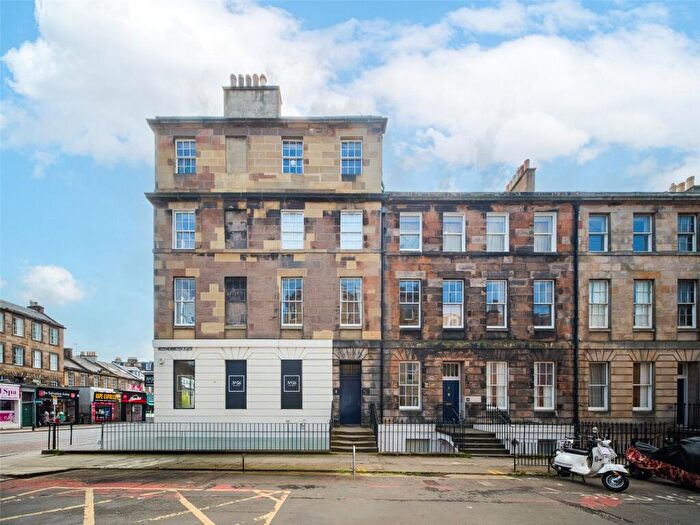 3 Bedroom Apartment For Sale In West Newington Place, Newington, Edinburgh, EH9