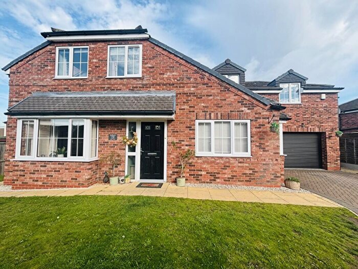 4 Bedroom Detached House For Sale In Cross Street, Crowle, DN17
