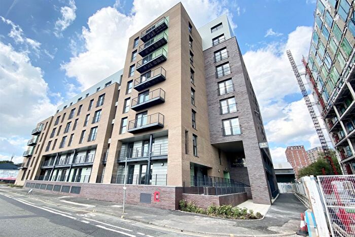 1 Bedroom Flat To Rent In Craven Street, Salford, M5