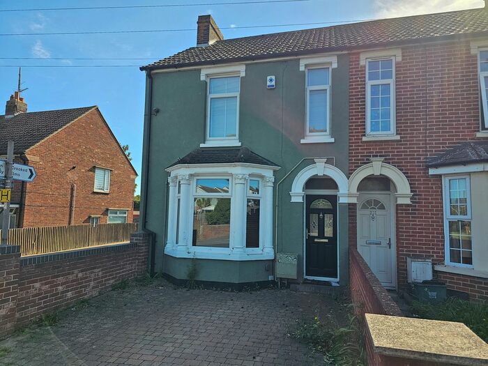 3 Bedroom End Of Terrace House To Rent In Main Road, Dovercourt, Harwich, CO12