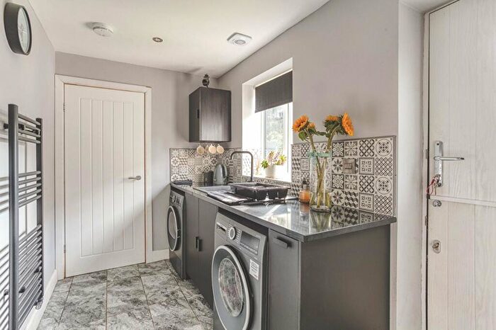5 Bedroom Detached House For Sale In Crown Hill Way, Stanley Common, Ilkeston, DE7