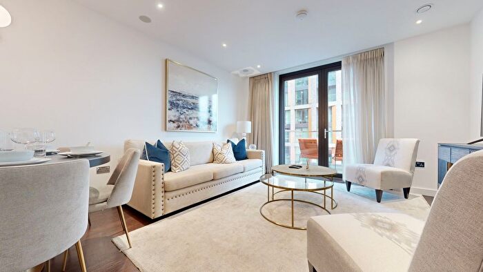 3 Bedroom Flat To Rent In Charles Clowes Walk, Nine Elms, SW11