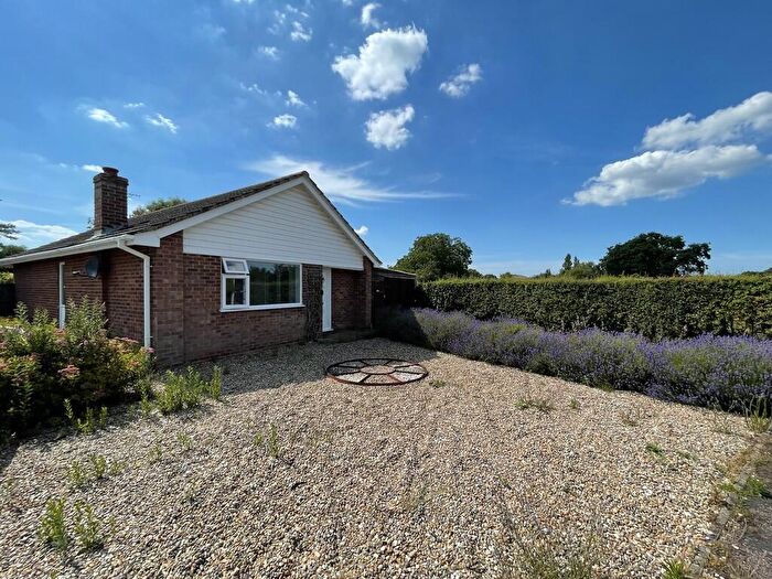 2 Bedroom Detached Bungalow To Rent In Blake Close, Grimston, PE32