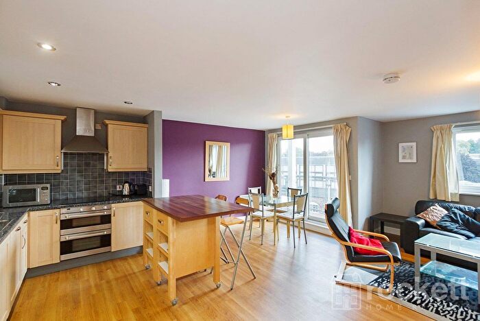 1 Bedroom Flat To Rent In Trinity Court, No. London Road, Newcastle Under Lyme, Staffordshire, ST5