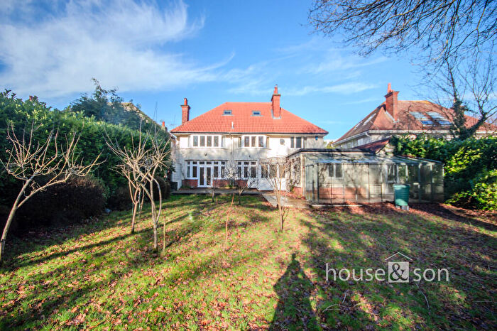5 Bedroom Detached House For Sale In Dunkeld Road, Bournemouth, BH3