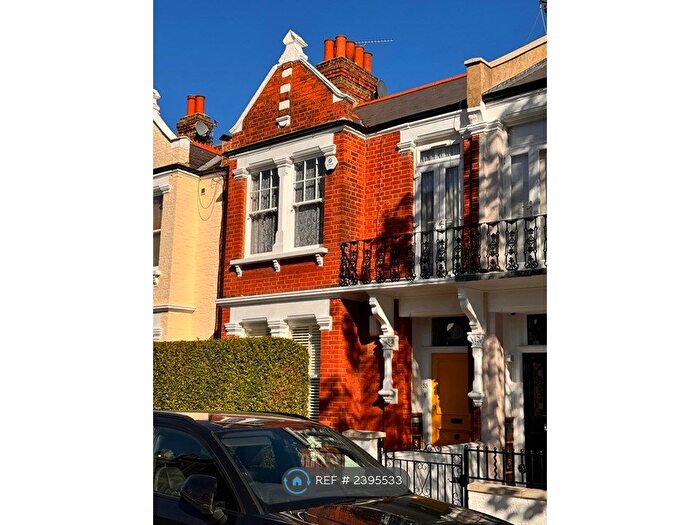 2 Bedroom Flat To Rent In Rostrevor Road, London, SW6