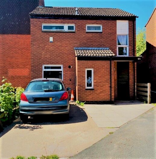2 Bedroom Terraced House To Rent In Anmer Close, Nottingham, NG2