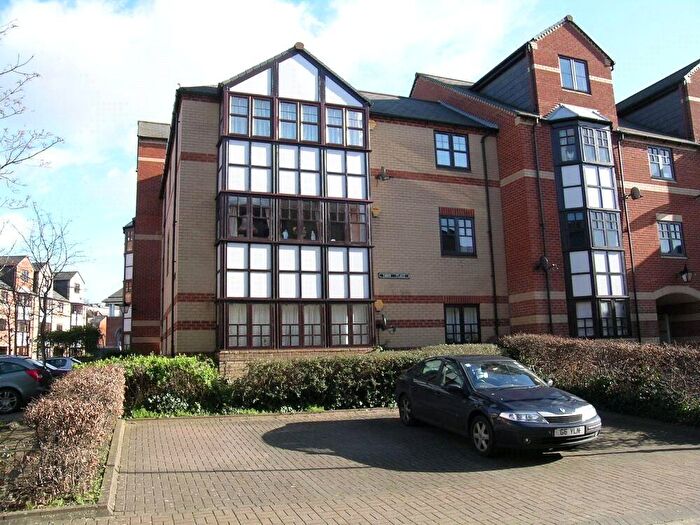 2 Bedroom Apartment To Rent In Maltings Place, Reading, Berkshire, RG1