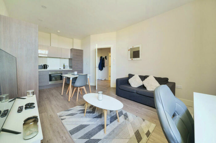 1 Bedroom Flat For Sale In Dawsons Square, Pudsey, West Yorkshire, Uk, LS28
