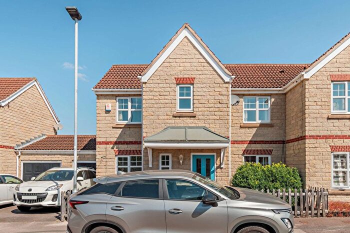 3 Bedroom Semi Detached House For Sale In Valley Drive, Grimethorpe, Barnsley, S72