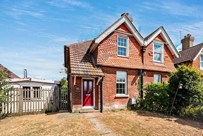 3 Bedroom End Of Terrace House For Sale In Chartham Downs Road, Chartham, CT4