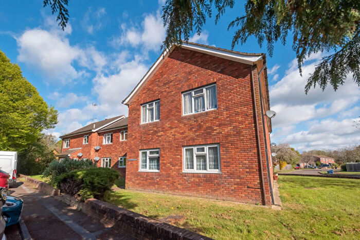 1 Bedroom Flat For Sale In Blaire Park, Yateley, Hampshire, GU46