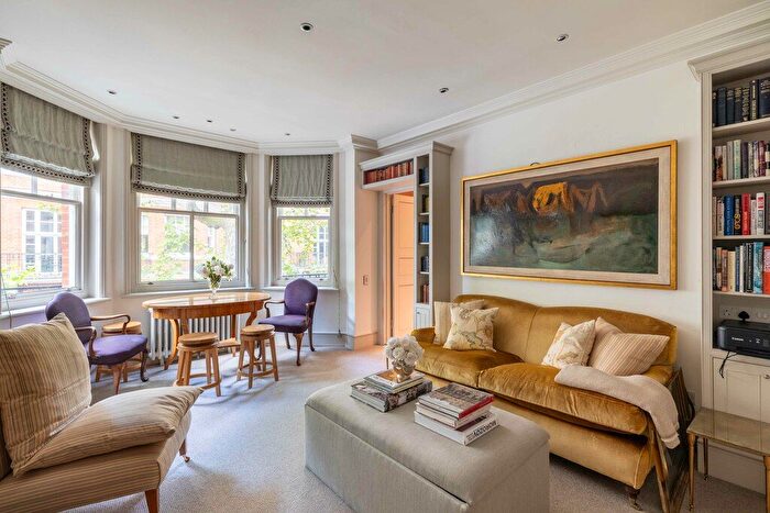 2 Bedroom Flat To Rent In Flood Street, Chelsea, SW3