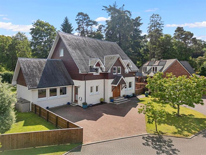 6 Bedroom Detached House For Sale In Beau Couer, Ruthvenmill View, Huntingtowerfield, PH1