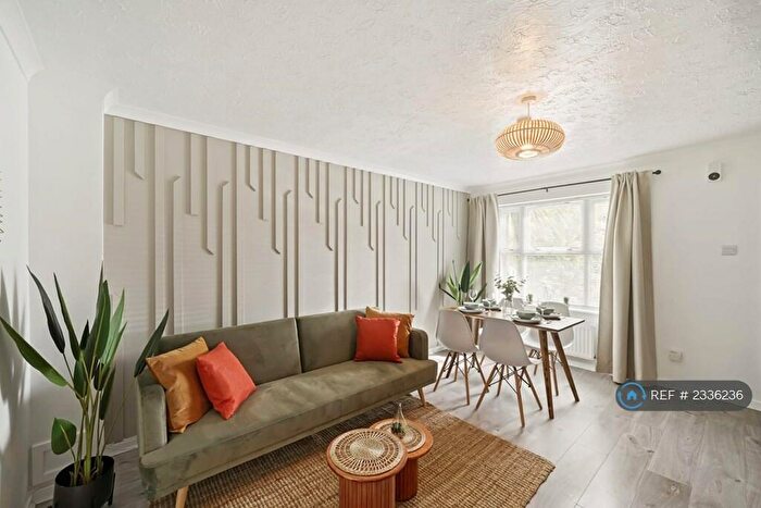 2 Bedroom Terraced House To Rent In Cranberry Lane, London, E16