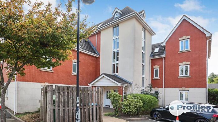 2 Bedroom Apartment For Sale In Bradgate House, Southfield Road, Hinckley, LE10