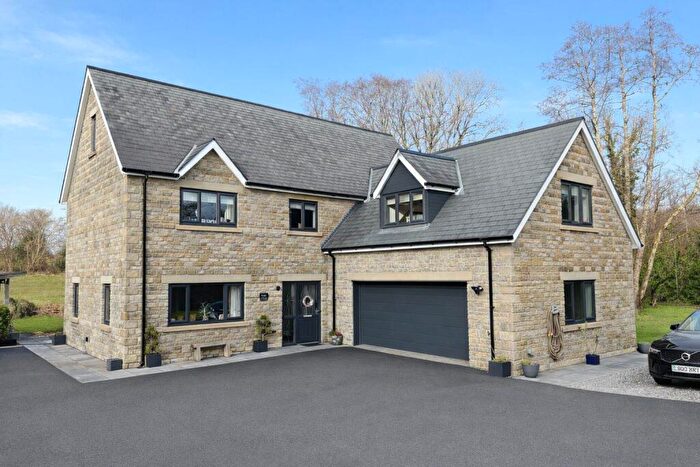6 Bedroom Detached House For Sale In Wernddu Road, Ammanford, SA18