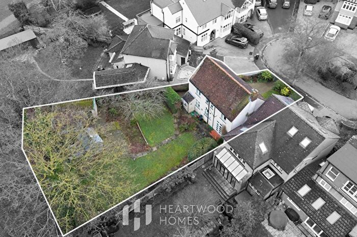 3 Bedroom Detached House For Sale In Spencer Gate, St. Albans, AL1