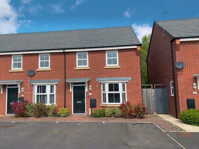 3 Bedroom Terraced House To Rent In Lickey Close, Gospel End, DY3