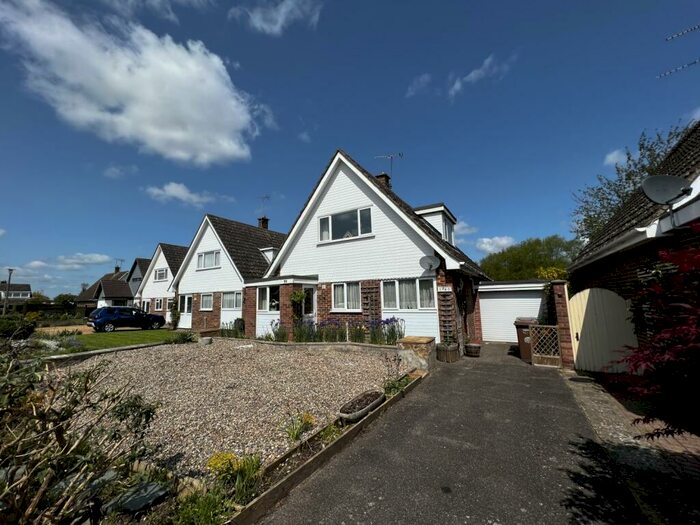 3 Bedroom Detached Bungalow For Sale In Church Meadow, Barton Mills, Bury St. Edmunds, Suffolk, IP28