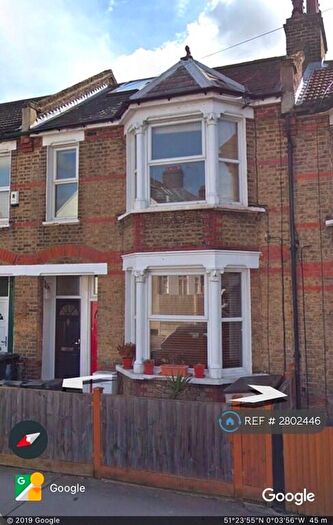 2 Bedroom Maisonette To Rent In Archer Road, London, SE25