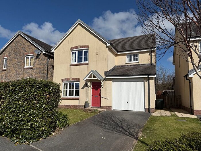 Detached House To Rent In Rose Close, Pembroke, Pembrokeshire, SA71