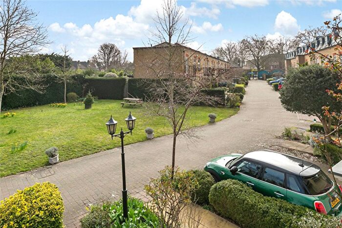 3 Bedroom Detached House For Sale In Layton Place, Kew, Surrey, TW9