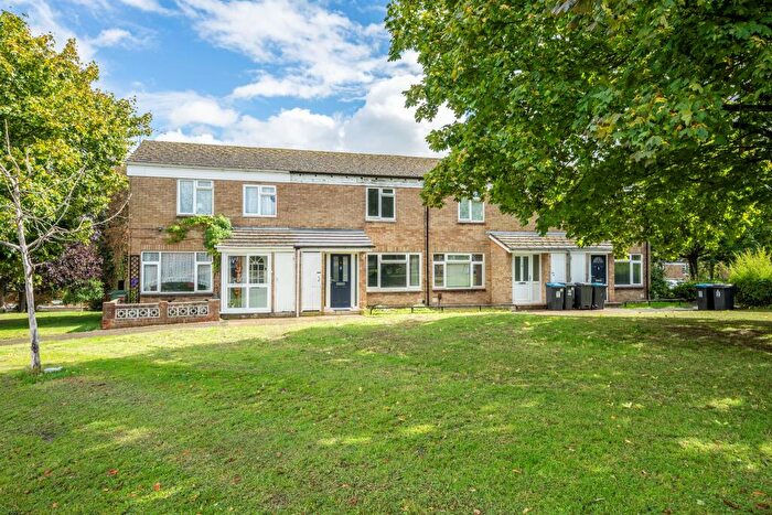 2 Bedroom Terraced House For Sale In Rosebery Way, Tring, HP23