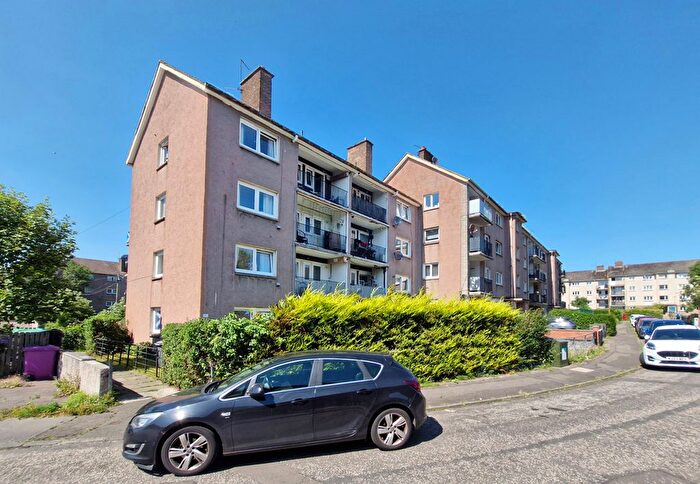 2 Bedroom Flat For Sale In / Ardshiel Avenue, Corstorphine, Edinburgh, EH4