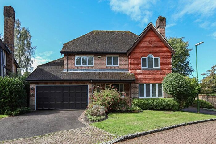 4 Bedroom Detached House To Rent In Heatherlands, Pulborough, RH20