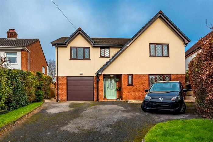 4 Bedroom Detached House For Sale In Pennard Road, Kittle, Swansea, SA3
