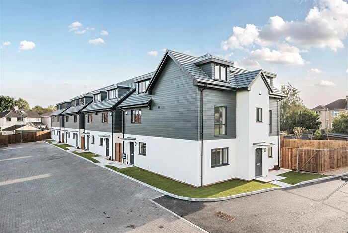 4 Bedroom Property For Sale In Osbourne Close, Kingswood, BS15
