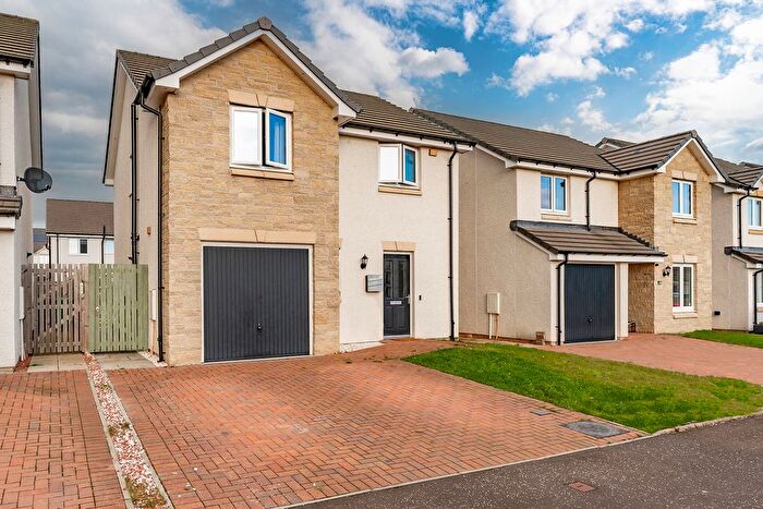 3 Bedroom Detached House For Sale In Maccallum Avenue, Dunfermline, KY11