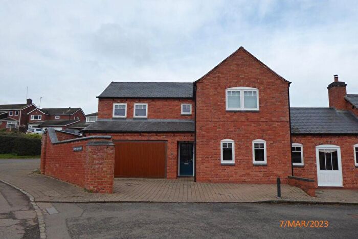 4 Bedroom House To Rent In Home Farm Yard, Hollowell, Northampton, NN6