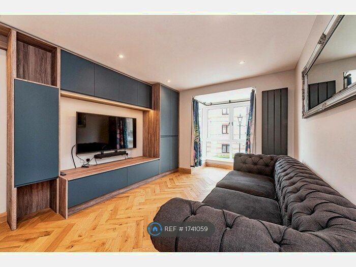 2 Bedroom Flat To Rent In St. Marys Grove, Reading, RG1